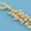 Image of Dollhouse Miniature Garlic FCA1539