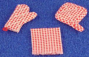 Image of Dollhouse Miniature Red Pot Holders FCA2882RD