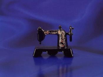 Image of Dollhouse Miniature Sewing Machine, Tabletop