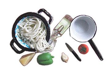 Image of Dollhouse Miniature Spaghetti In Colander W/Pan & Access.