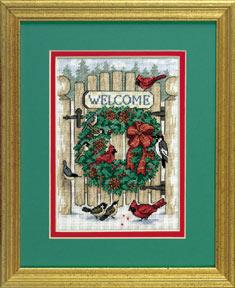 Image of Inviting Holiday Wreath Gold Collection Cross Stitch Kit
